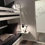 Haus Blumenglueck 2 *