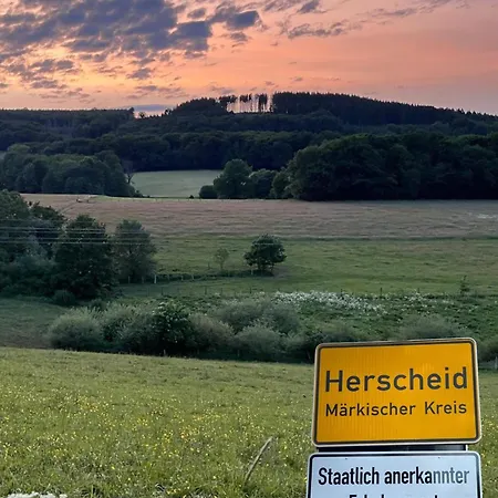بيت للعطل Haus Blumenglueck 2.0 *